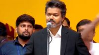TN Liquor Shops Closure Order: 'थलपति' बने असली नायक! CM Vijay ने दिया 717 शराब की दुकानें बंद करने का आदेश