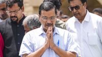 अयोध्या दौरे पर दिल्ली के मुख्यमंत्री अरविंद केजरीवाल, रामलला के दर्शन कर बोले-'यह आस्था और गौरव का प्रतीक'