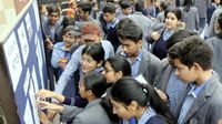 CBSE 12th Re-evaluation: सीबीएसई 12वीं के पुनर्मूल्यांकन का पोर्टल शुरू, कैसे करें आवेदन और कितनी लगेगी फीस?