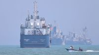 Indian Ship In Hormuz: होर्मुज से आई नई मुसीबत! गायब हो रहे भारत आने वाले जहाज, फिर होगी तेल की किल्लत?