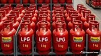 LPG Price: घरेलू सिलेंडर के बाद क्या बढ़े 5 किलो वाले छोटू गैस का दाम? आपके शहर में क्या हो गया भाव? LPG Price: घरेलू सिलेंडर के बाद क्या बढ़े 5 किलो वाले छोटू गैस का दाम? आपके शहर में क्या हो गया भाव?