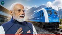 PM मोदी ने रेलवे को सौंपी देश की पहली Hydrogen Train, क्या है इस ट्रेन की खासियत, जानें क्या होगा रूट? PM मोदी ने रेलवे को सौंपी देश की पहली Hydrogen Train, क्या है इस ट्रेन की खासियत, जानें क्या होगा रूट?