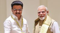 स्टालिन देंगे मोदी का साथ? DMK से सरकार को किस बात की उम्मीद, BJP-कांग्रेस में मची '22 सांसदों' के लिए जंग! स्टालिन देंगे मोदी का साथ? DMK से सरकार को किस बात की उम्मीद, BJP-कांग्रेस में मची '22 सांसदों' के लिए जंग!