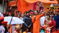 'राम मंदिर के नाम पर हिंदुओं को लूटा', Uddhav Thackeray ने खेला हिंदुत्व कार्ड, शुरू किया 'राम रक्षा आंदोलन' 'राम मंदिर के नाम पर हिंदुओं को लूटा', Uddhav Thackeray ने खेला हिंदुत्व कार्ड, शुरू किया 'राम रक्षा आंदोलन'