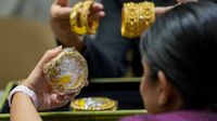 Will Gold & Silver Prices In India Become Costlier After Govt Hikes Import Tariffs? Will Gold & Silver Prices In India Become Costlier After Govt Hikes Import Tariffs?