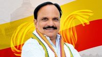 D Sudhakar Profile: ಜನಸೇವೆ ಉಸಿರಾಗಿಸಿಕೊಂಡಿದ್ದ ಡಿ.ಸುಧಾಕರ್, ಅವರ ರಾಜಕೀಯ-ಶೈಕ್ಷಣಿಕ ಹಿನ್ನೆಲೆ D Sudhakar Profile: ಜನಸೇವೆ ಉಸಿರಾಗಿಸಿಕೊಂಡಿದ್ದ ಡಿ.ಸುಧಾಕರ್, ಅವರ ರಾಜಕೀಯ-ಶೈಕ್ಷಣಿಕ ಹಿನ್ನೆಲೆ