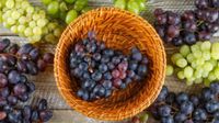 Grapes: ದ್ರಾಕ್ಷಿ ತಿನ್ನುವ ಮೊದಲು ಈ ತಪ್ಪು ಮಾಡಬೇಡಿ; ಆರೋಗ್ಯ ಸಮಸ್ಯೆ ಎದುರಾಗುವ ಸಾಧ್ಯತೆ Grapes: ದ್ರಾಕ್ಷಿ ತಿನ್ನುವ ಮೊದಲು ಈ ತಪ್ಪು ಮಾಡಬೇಡಿ; ಆರೋಗ್ಯ ಸಮಸ್ಯೆ ಎದುರಾಗುವ ಸಾಧ್ಯತೆ