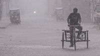 IMD Weather Forecast: ಚಂಡಮಾರುತ ಪ್ರಸರಣ, ಮುಂದಿನ 5 ದಿನ ಈ ಭಾಗಗಳಲ್ಲಿ ಧಾರಾಕಾರ ಮಳೆ: ಹವಾಮಾನ ವರದಿ