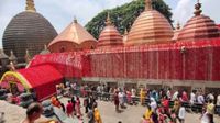 ದೇವಿಯ ಪೀರಿಯಡ್ಸ್ನಿಂದ ಕೆಂಪಾಗುತ್ತದೆ ನದಿ! ಕಾಮಾಖ್ಯದ ಅಂಬುಬಾಚಿ ಮೇಳದ ರಹಸ್ಯಗಳು ದೇವಿಯ ಪೀರಿಯಡ್ಸ್ನಿಂದ ಕೆಂಪಾಗುತ್ತದೆ ನದಿ! ಕಾಮಾಖ್ಯದ ಅಂಬುಬಾಚಿ ಮೇಳದ ರಹಸ್ಯಗಳು