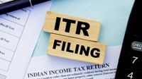 ITR Filing 2026: ಕುಟುಂಬದವರಿಂದ ಬಂದ ಉಡುಗೊರೆಗೆ ತೆರಿಗೆ ಕಟ್ಟಬೇಕೇ; ರಿಟರ್ನ್ಸ್ನಲ್ಲಿ ದಾಖಲಿಸುವುದು ಹೇಗೆ? ITR Filing 2026: ಕುಟುಂಬದವರಿಂದ ಬಂದ ಉಡುಗೊರೆಗೆ ತೆರಿಗೆ ಕಟ್ಟಬೇಕೇ; ರಿಟರ್ನ್ಸ್ನಲ್ಲಿ ದಾಖಲಿಸುವುದು ಹೇಗೆ?