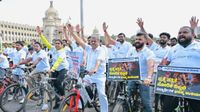 NEET ಅಕ್ರಮ: ಬೆಂಗಳೂರಲ್ಲಿ ಯುವ ಕಾಂಗ್ರೆಸ್ನಿಂದ ಸೈಕಲ್ ಜಾಥಾ, ಹೋರಾಟಕ್ಕೆ ಬಿಕೆ ಹರಿಪ್ರಸಾದ್ ಕರೆ NEET ಅಕ್ರಮ: ಬೆಂಗಳೂರಲ್ಲಿ ಯುವ ಕಾಂಗ್ರೆಸ್ನಿಂದ ಸೈಕಲ್ ಜಾಥಾ, ಹೋರಾಟಕ್ಕೆ ಬಿಕೆ ಹರಿಪ್ರಸಾದ್ ಕರೆ