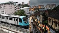 'കൊച്ചി എയർപോർട്ടിലേക്ക് മെട്രോ വേണ്ട, പകരം റോപ്പ്&zwnj;വേ, 2250 കോടി ലാഭിക്കാം'; പുതിയ ആവശ്യം