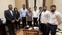 விஜய் முதல்வராக கடைசி நேரத்தில் உதவிய டெல்லி டீம்.. ஆதவ் அர்ஜுனாவை பாராட்டிய அபிஷேக் சிங்வி 