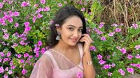 22 வயதில் அகால மரணம் அடைந்த தமிழ் சீரியல் நடிகை.. வளர்ந்து வந்த நேரத்தில் இப்படியா நடக்கணும்? 22 வயதில் அகால மரணம் அடைந்த தமிழ் சீரியல் நடிகை.. வளர்ந்து வந்த நேரத்தில் இப்படியா நடக்கணும்?
