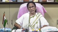 மம்தா வீட்டுக்காவல்? திடீரென குவிக்கப்பட்ட போலீஸ்.. உச்சக்கட்ட பதற்றத்தில் மேற்கு வங்கம்! மம்தா வீட்டுக்காவல்? திடீரென குவிக்கப்பட்ட போலீஸ்.. உச்சக்கட்ட பதற்றத்தில் மேற்கு வங்கம்!
