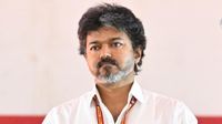 தாய் மாமன் செண்டிமெண்ட்! நவம்பர் 14ல் 61.84 லட்சம் மாணவர்களுக்கு கேக் கொடுக்க விஜய் முடிவு.. பின்னணி தாய் மாமன் செண்டிமெண்ட்! நவம்பர் 14ல் 61.84 லட்சம் மாணவர்களுக்கு கேக் கொடுக்க விஜய் முடிவு.. பின்னணி