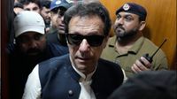 Imran Khan: ఇమ్రాన్ ఖాన్ కు 14 ఏళ్ల జైలుశిక్ష, భార్యకు ఏడేళ్లు..! Imran Khan: ఇమ్రాన్ ఖాన్ కు 14 ఏళ్ల జైలుశిక్ష, భార్యకు ఏడేళ్లు..!