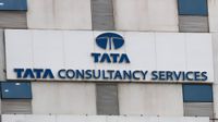 TCS Layoff: 14 ఏళ్ల సీనియర్ తో ఇంత దారుణంగానా ..! లేఆఫ్స్ పై ఉద్యోగి షాకింగ్..!