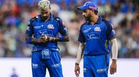 Hardik Pandya: హార్ధిక్ కెప్టెన్సీకి గండం ? చేసింది చాలు.. ఇక రోహిత్ కు ఇచ్చేయ్..!