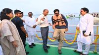 అధికారులు చంద్రబాబుకు వాస్తవాలు చెప్పాలి, మోదీ అంగీకరించరు - పవన్ ఆగ్రహం..!!
