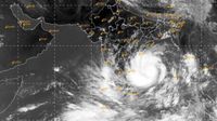 నైరుతి రుతుపవనాలకు లైన్ క్లియర్! బంగాళాఖాతంలో అల్పపీడనం