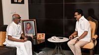  స్టాలిన్ నివాసానికి రజనీకాంత్.. తమిళనాట మారుతున్న లెక్కలు !!