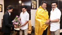 కేంద్రంతో కయ్యమా? కొత్త వ్యూహమా? దళపతి ముందున్న అసలైన 'అగ్నిపరీక్ష'!