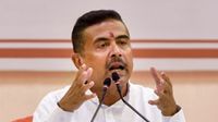 తవ్వి తీస్తోన్న సువేందు: బెంగాలీ సూపర్ స్టార్లపై ఎఫ్ఐఆర్: 2021 నాటి ట్వీట్