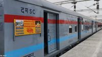 Satavahana Express: శాతవాహన ఎక్స్ ప్రెస్ కు ఓ తాత్కాలిక హాల్ట్..!