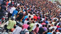 నీ సినిమాకు టికెట్ ముక్క కూడా దొరకట్లే అన్నా.. క్రేజ్ కా బాప్..!