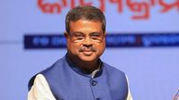ధర్మేంద్ర ప్రధాన్ రాజీనామా వెనుక, ఆ 30 నిమిషాల్లో సీన్ ఛేంజ్ - తప్పని పరిస్థితుల్లో..!!