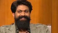 ఆ అభిమాని అంత్యక్రియలకు ఎందుకు వెళ్లలేదు? మౌనం వీడిన హీరో యశ్!