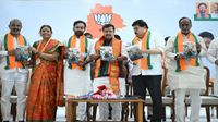  తెలంగాణ బీజేపీ నేతలను హైకమాండ్ పక్కన పెట్టటం వెనుక, అసలు కారణం..!!