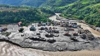 Nepal floods: నేపాల్ వరదల్లో చిక్కుకున్న 23 మంది తెలంగాణ వాసులు