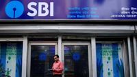 SBI ఖాతాదారులకు బిగ్ షాక్: ఇకపై ఉచిత లావాదేవీల నిబంధనల్లో మార్పులు!