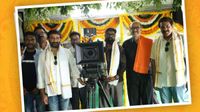 సంక్రాంతికి కర్చీఫ్ వేసిన శ్రీను వైట్ల: ఆ యంగ్ హీరోతో టీమ్ అప్- వెరైటీ టైటిల్