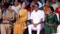 స్వాతంత్ర్య దినోత్సవ వేడుకల్లో త్రిష స్పెషల్ అట్రాక్షన్.. విజయ్ తల్లిదండ్రులతో కలిసి.. 