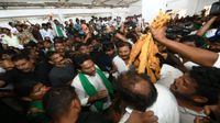 ఎలా చేయరో నేనూ చూస్తా, ఇక పోరాటం ఆగదు - జగన్ అల్టిమేటం..!!