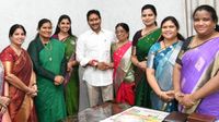 జగన్ కు రాఖీ కట్టిన మహిళా నేతలు..! వైసీపీ కార్యాలయంలో రక్షాబంధన్..!