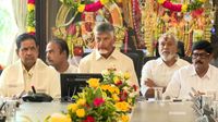  శ్రీవారి భక్తులకు స్కైవాక్ బ్రిడ్జి, కొత్త యాప్ : శ్రీవారి సేవకులు ఇక - చంద్రబాబు..!!
