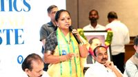 కుల గణనలో బీసీలకు అన్యాయం జరగొద్దు.. కేంద్రానికి కల్వకుంట్ల కవిత వార్నింగ్!