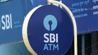 SBI  బిగ్ షాక్.. అక్టోబర్ 1 నుంచి ఏటీఎం రూల్స్ చేంజ్!