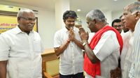 తమిళనాడు ఉపఎన్నికల్లో విజయ్ కు మిత్రపక్షాల షాక్...! కూటమిపైనే పోటీ..!