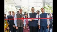 ధారావి కొత్త రూపం ఇదేనా.. ఎక్స్‌పీరియన్స్ సెంటర్‌ను ప్రారంభించిన ఫడ్నవీస్