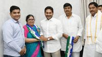 వైసీపీలో చేరిన గుండ లక్ష్మీదేవి - పదవి ఖరారు చేసిన జగన్..!!
