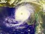 Cyclone skips Mumbai, heads to south Guj