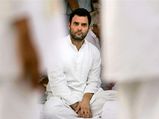 Sarabjit Singh cremated; Rahul Gandhi sheds tears