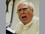 Saradha: Bengal Congress slams Kapil Sibal for taking over TMC govt's case in SC