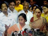 Mamata's hands full; Flood-like situation aggravates with overflowing water reserves
