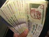 Constable accused of looting Rs 34 lakh cash suspended